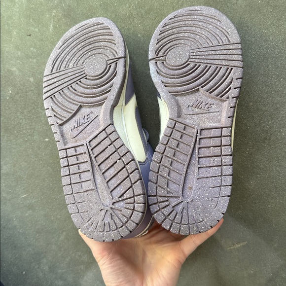 Nike Dunk Low - Picture 8 of 15